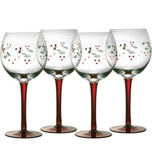 Vintage Pfaltzgraff Winterberry Wine Goblets
Etched And Hand Painted Set 4 NEW